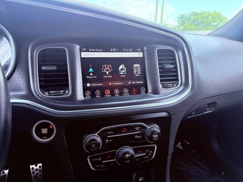 2017 Dodge Charger SXT