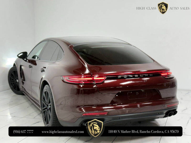 2018 Porsche Panamera 4S