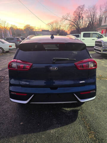 2017 Kia Niro LX