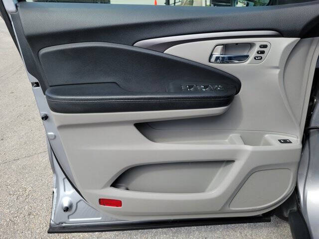 2021 Honda Pilot SE
