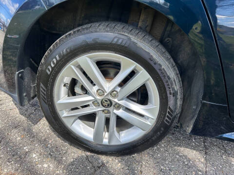 2021 Toyota Corolla Hatchback SE