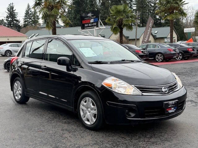 2011 Nissan Versa 1.8 S