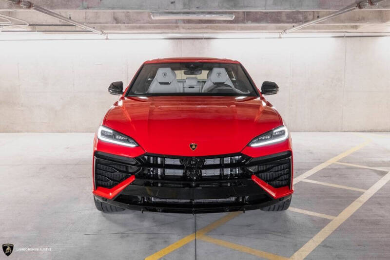 2025 Lamborghini Urus SE