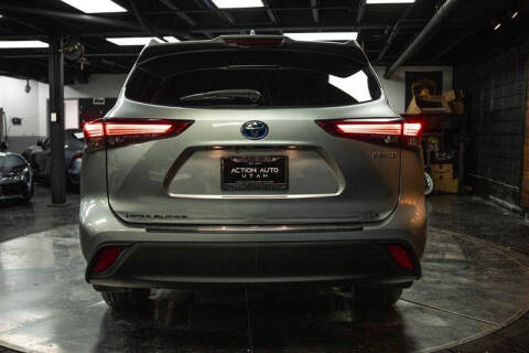 2020 Toyota Highlander Hybrid LE