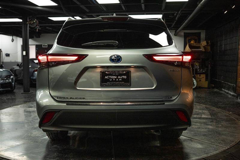 2020 Toyota Highlander Hybrid LE