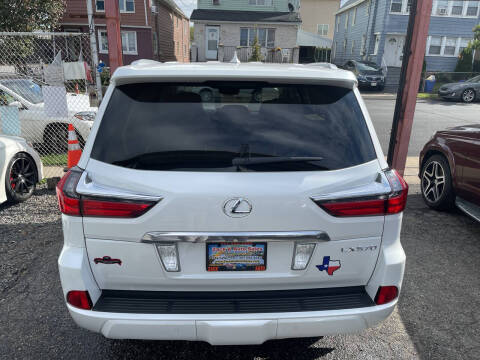 2016 Lexus LX 570