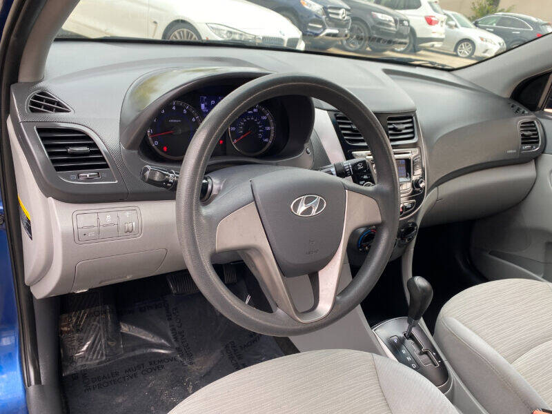 2016 Hyundai Accent SE