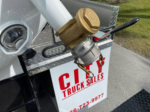 2015 Freightliner M2 106