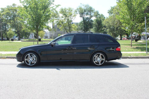 2008 Mercedes-Benz E-Class for sale at Lexington Auto Club in Clifton NJ