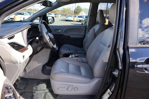 2020 Toyota Sienna XLE 8-Passenger