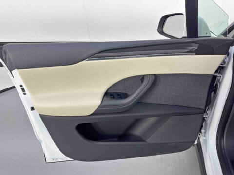 2022 Tesla Model X Plaid
