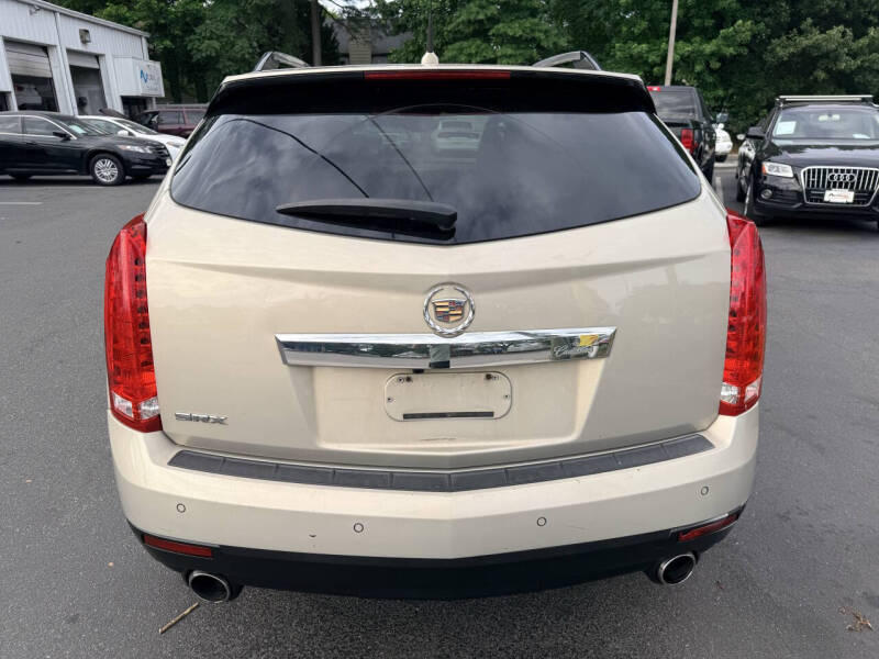 2011 Cadillac SRX Performance Collection