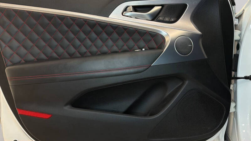 2020 Genesis G70