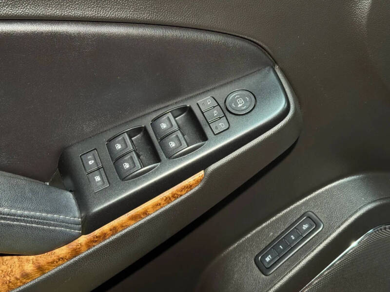 2015 Chevrolet Suburban LTZ