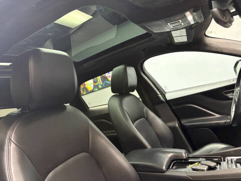 2020 Jaguar F-PACE 25t Premium