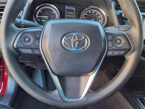 2020 Toyota Camry Hybrid LE