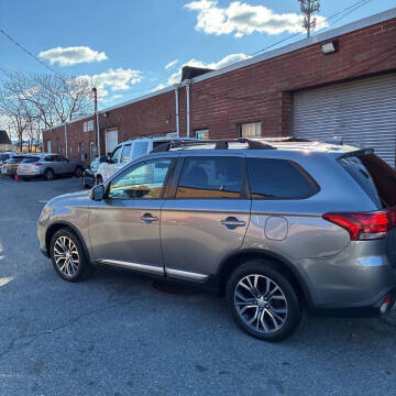 2018 Mitsubishi Outlander SE