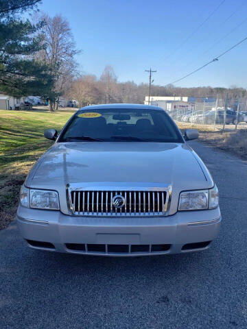 2009 Mercury Grand Marquis for sale at Speed Auto Mall in Greensboro NC