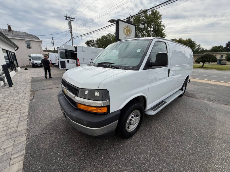 2023 Chevrolet Express 2500