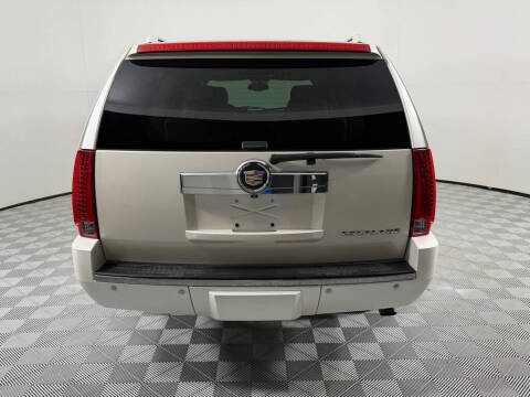 2013 Cadillac Escalade ESV Luxury