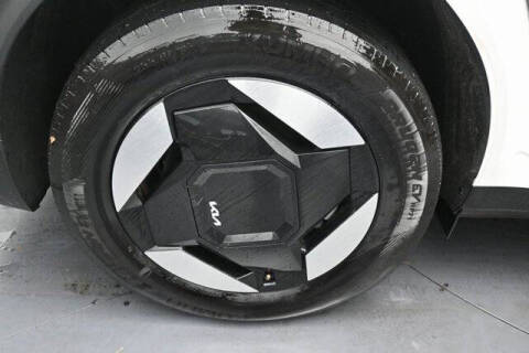 2024 Kia EV9 Light Long Range