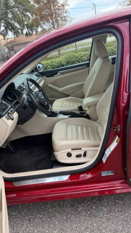 2017 Volkswagen Passat V6 SEL Premium