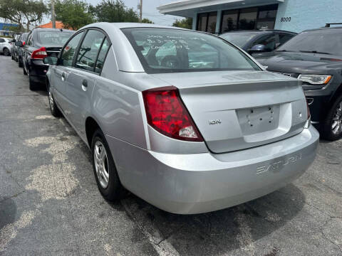 2003 Saturn Ion 1