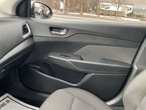 2021 Hyundai Accent SE