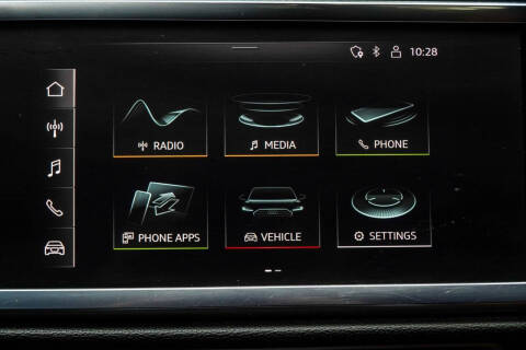 2022 Audi Q3 quattro Premium 40 TFSI