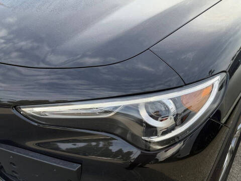 2022 Alfa Romeo Stelvio Sprint