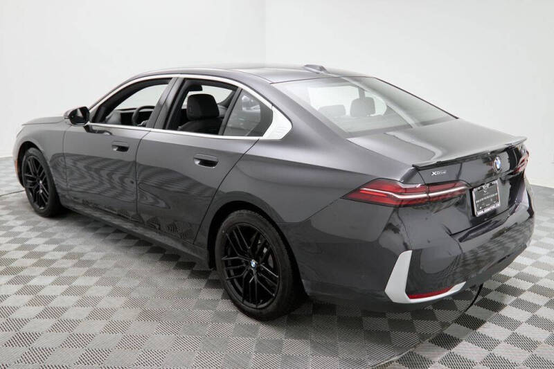 2024 BMW 5 Series 530i xDrive