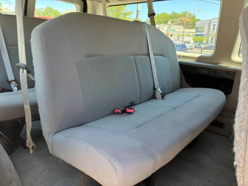 2013 Ford E-Series E-350 SD XLT