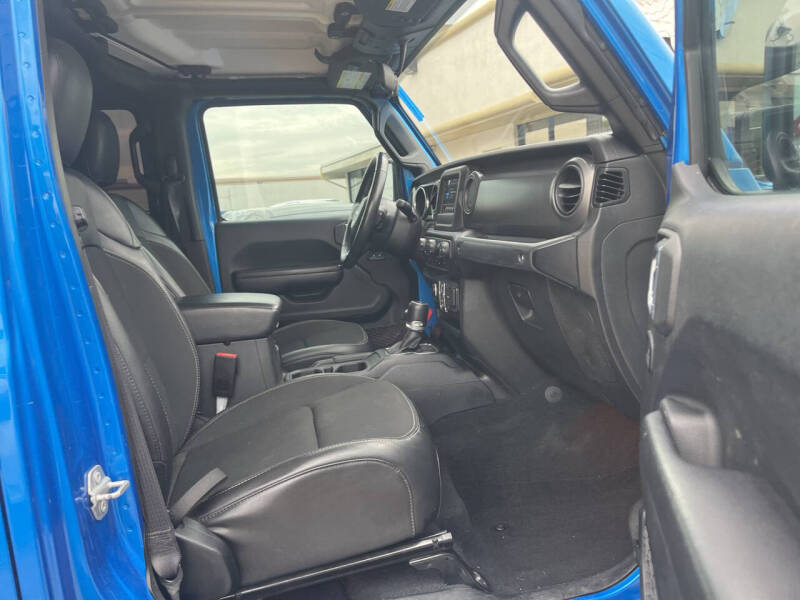 2021 Jeep Gladiator Freedom