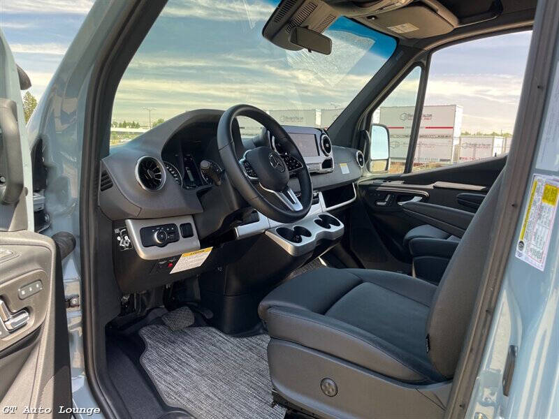 2023 Mercedes-Benz Sprinter 42