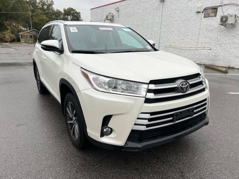 2019 Toyota Highlander for sale at LUXURY AUTO MALL in Tampa FL