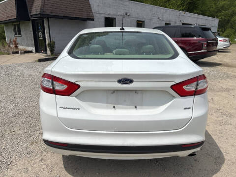 2014 Ford Fusion SE