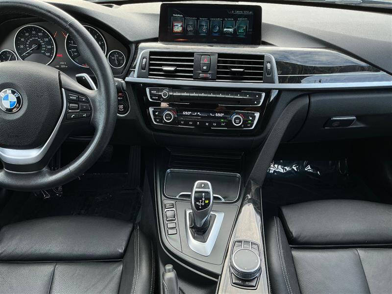 2017 BMW 3 Series 330i xDrive