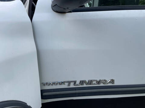 2005 Toyota Tundra SR5