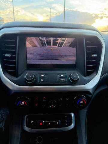 2020 GMC Acadia SLT