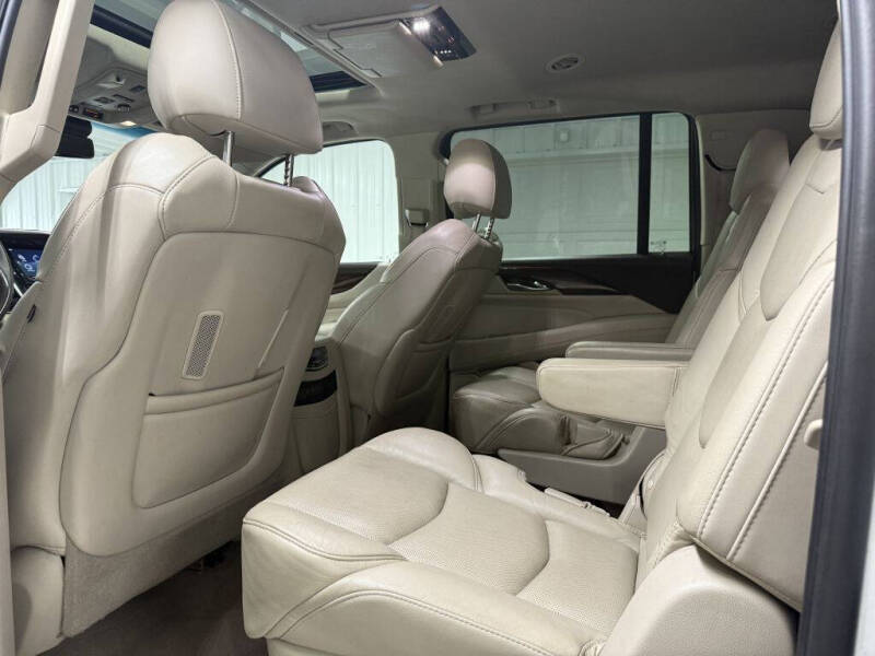 2017 Cadillac Escalade ESV Premium Luxury