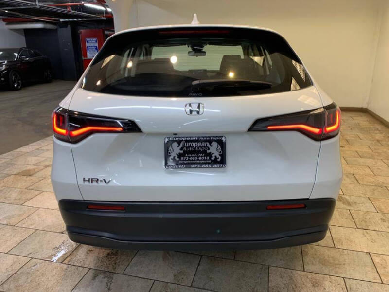 2023 Honda HR-V LX