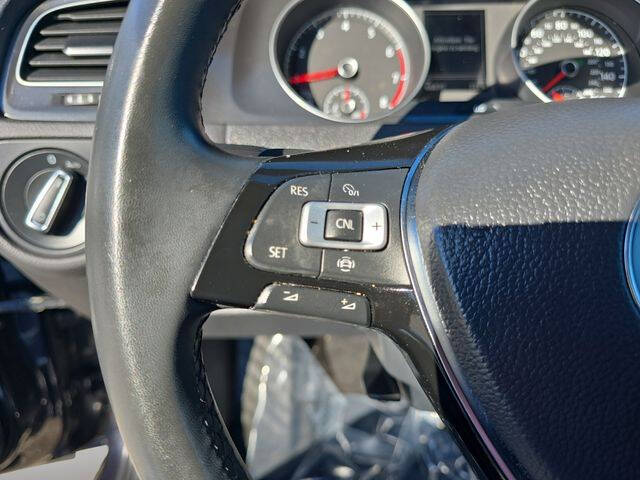 2020 Volkswagen Golf TSI