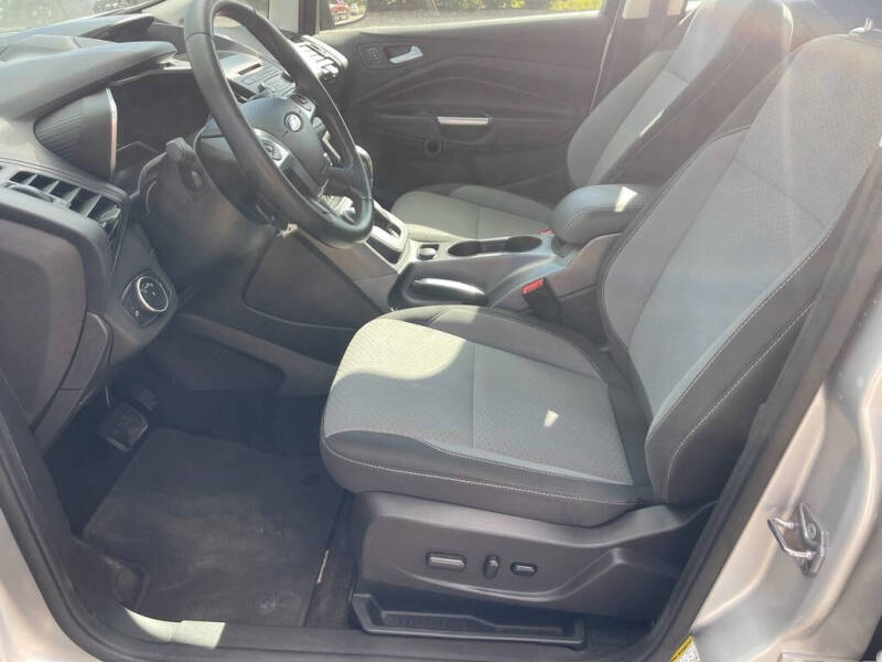 2017 Ford C-MAX Hybrid SE