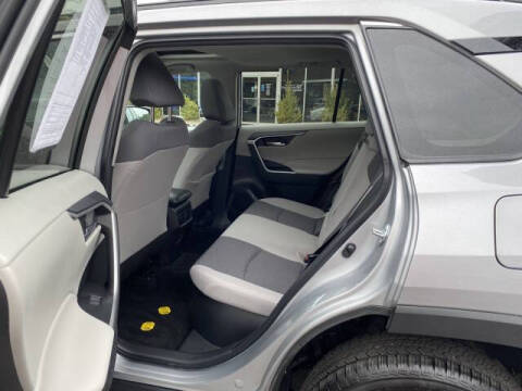 2023 Toyota RAV4 Hybrid XLE