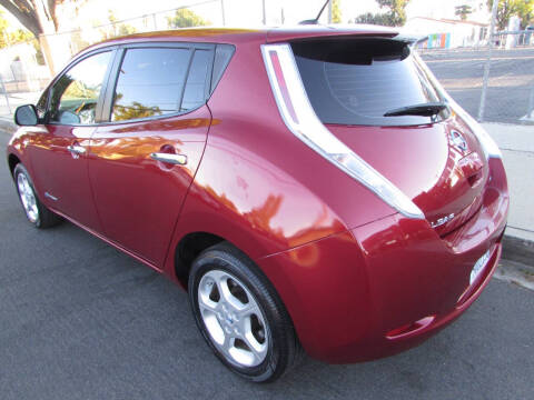 2011 Nissan LEAF SL