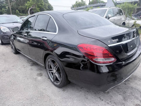 2015 Mercedes-Benz C-Class C 300