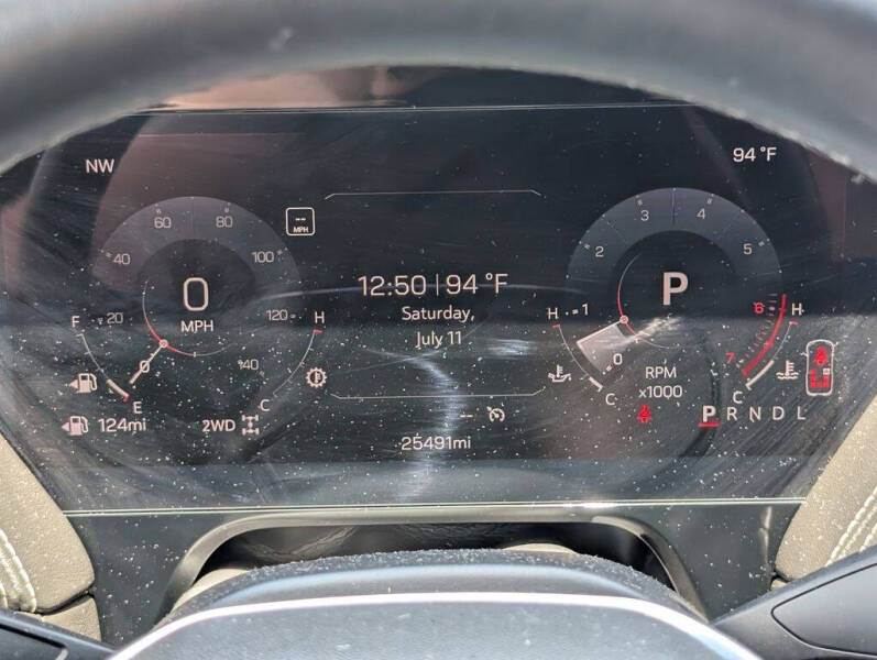 2025 GMC Yukon Elevation