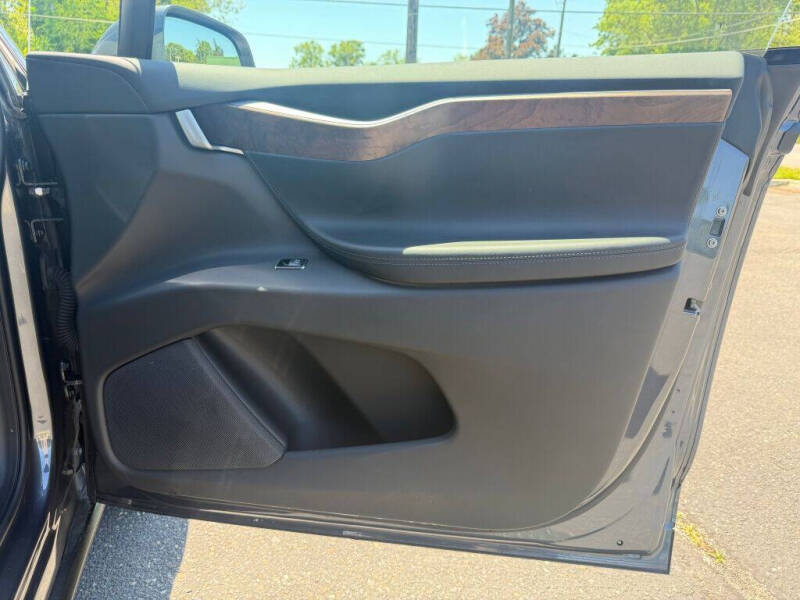 2019 Tesla Model X 75D