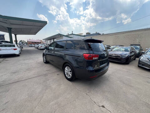 2016 Kia Sedona LX