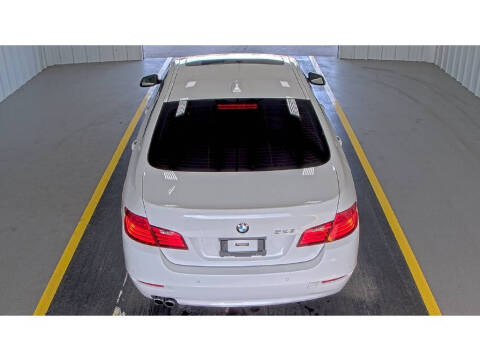 2016 BMW 5 Series 528i